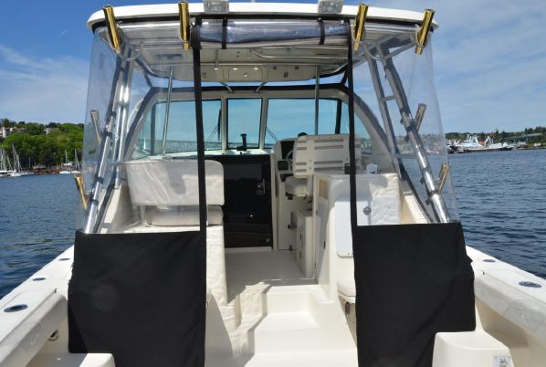Pursuit 3370 Offshore