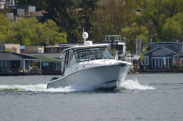 Pursuit 3370 Offshore