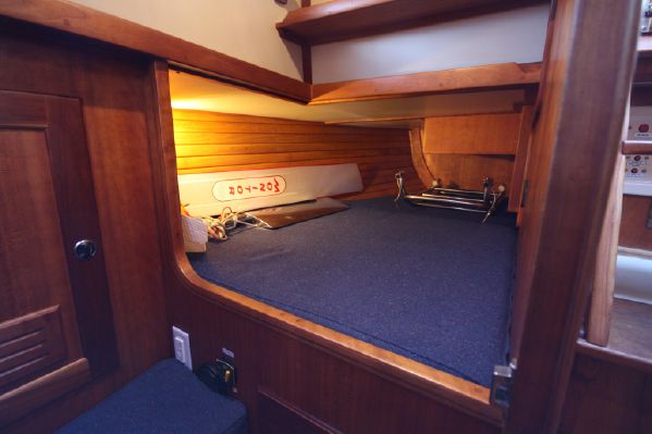 Ocean Explorer - Valiant 39