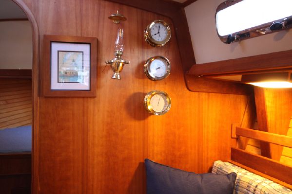 Ocean Explorer - Valiant 39