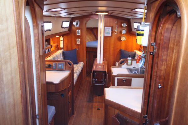 Ocean Explorer - Valiant 39