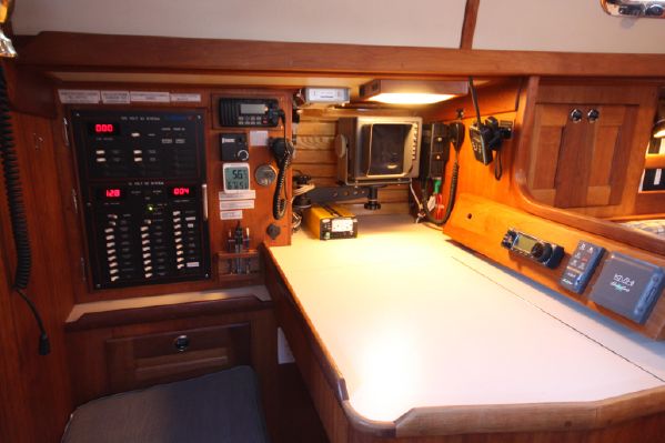 Ocean Explorer - Valiant 39