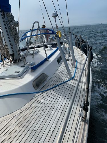 Hallberg Rassy 39 Over the Edge