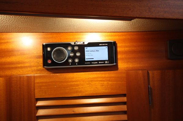Hallberg Rassy 39 Over the Edge