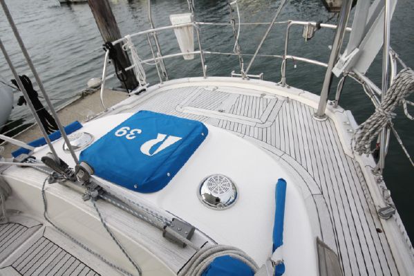 Hallberg Rassy 39 Over the Edge