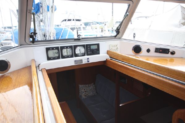 Hallberg Rassy 39 Over the Edge