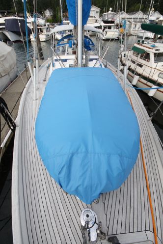 Hallberg Rassy 39 Over the Edge