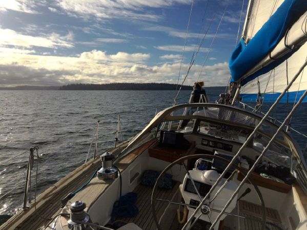 Hallberg Rassy 39 Over the Edge