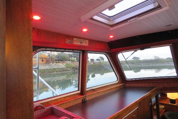 Lowland Kotter Long Range Trawler