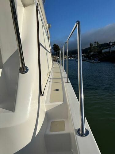 2003 Ocean Alexander Altus 48 - Jazz