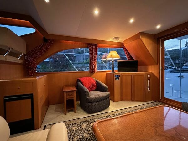 2003 Ocean Alexander Altus 48 - Jazz