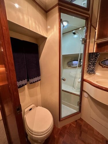 2003 Ocean Alexander Altus 48 - Jazz
