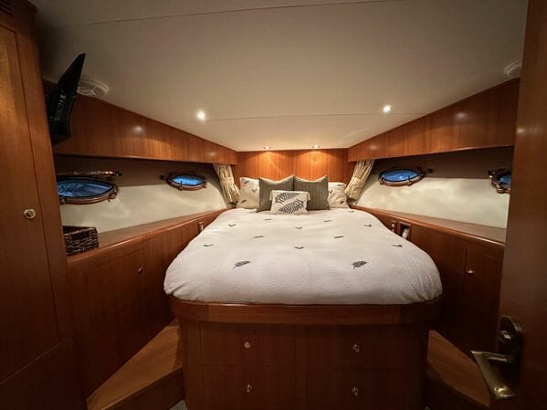 2003 Ocean Alexander Altus 48 - Jazz