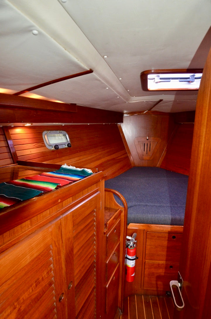 1989 Freedom 45 Center Cockpit - THUMPER III