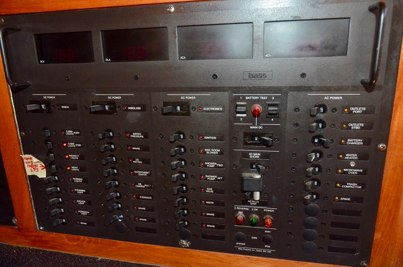1989 Freedom 45 Center Cockpit - THUMPER III