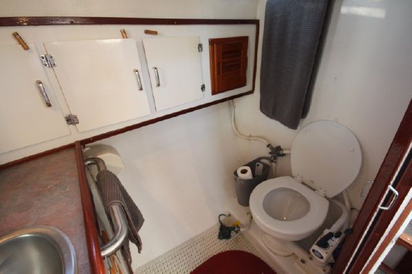 1998 BHM Downeaster 32 NELLE