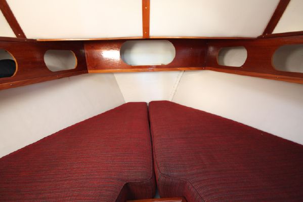 1998 BHM Downeaster 32 NELLE