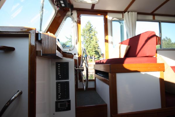 1998 BHM Downeaster 32 NELLE
