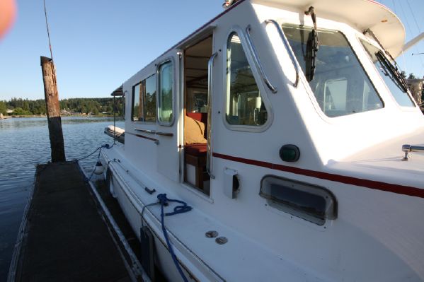 1998 BHM Downeaster 32 NELLE