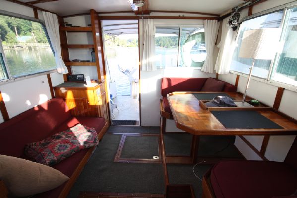 1998 BHM Downeaster 32 NELLE