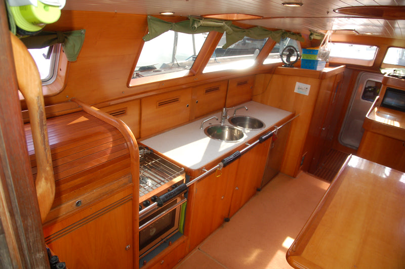 Garcia Passoa 48 Raised Salon - LORIEN