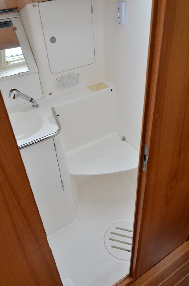 Jeanneau Sun Odyssey 40 - Stingray Shuffle