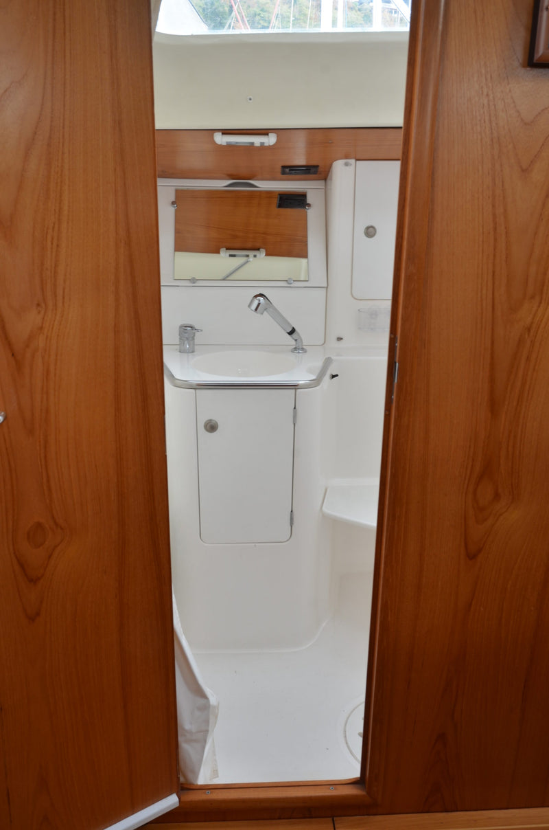 Jeanneau Sun Odyssey 40 - Stingray Shuffle