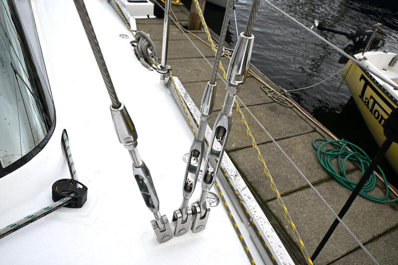 Waterline 55 - DELPHINA