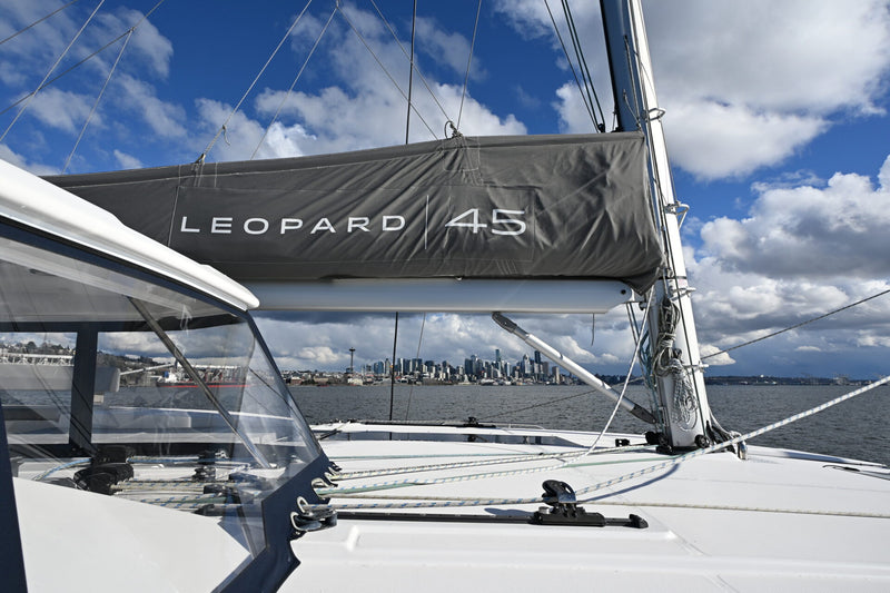 Min ö - Leopard 45 Lounge