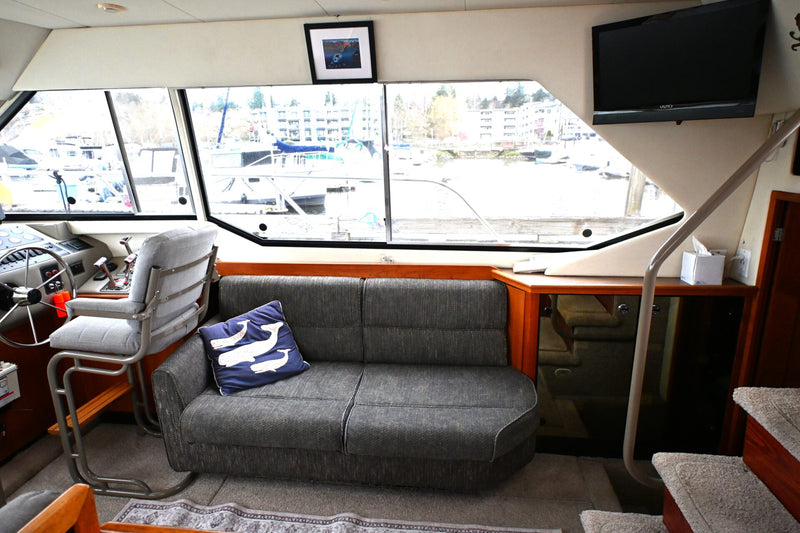 Bayliner 4087 - LAZY DAYS