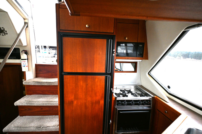Bayliner 4087 - LAZY DAYS