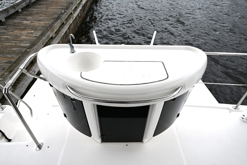 Bayliner 4087 - LAZY DAYS