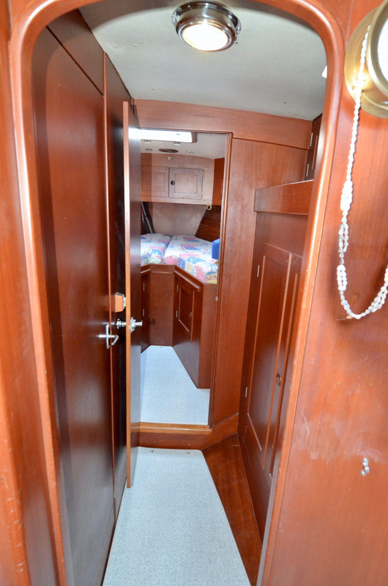 1984 Hallberg Rassy 42E