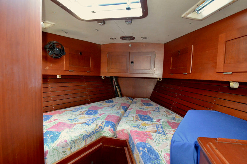 1984 Hallberg Rassy 42E