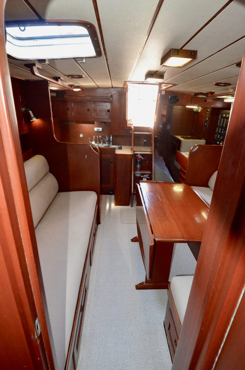 1984 Hallberg Rassy 42E