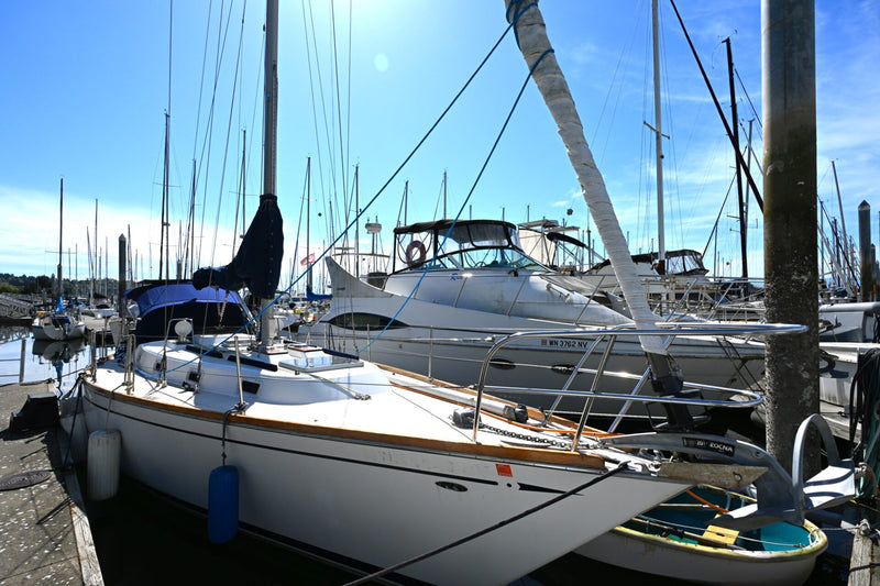 1980 Tartan 37 - TOURMALINE
