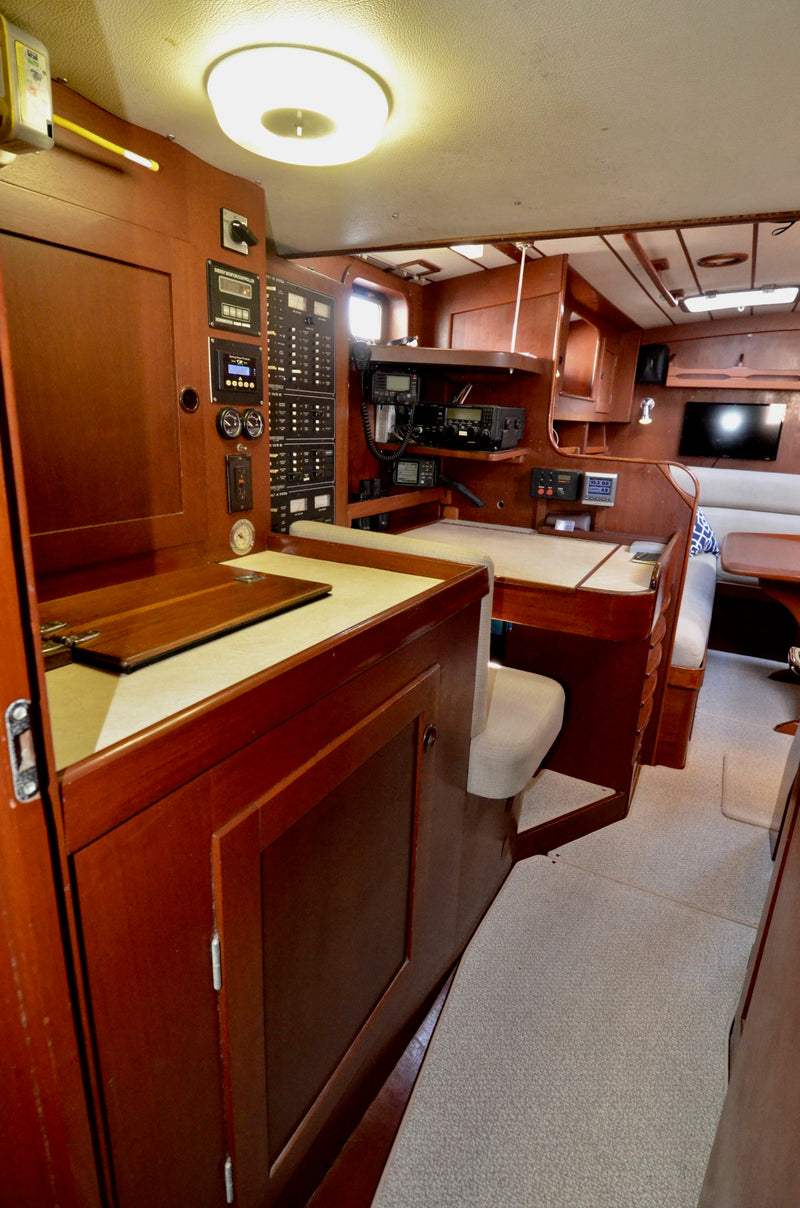 1984 Hallberg Rassy 42E