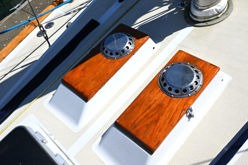 1980 Tartan 37 - TOURMALINE