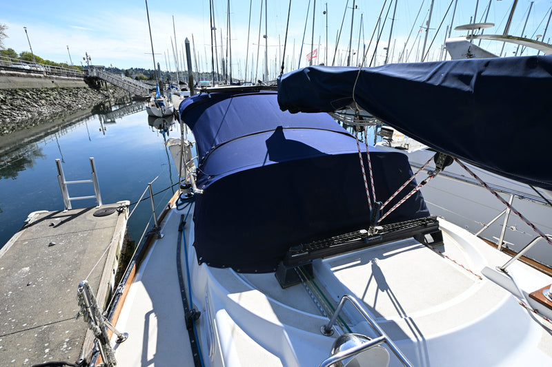 1980 Tartan 37 - TOURMALINE