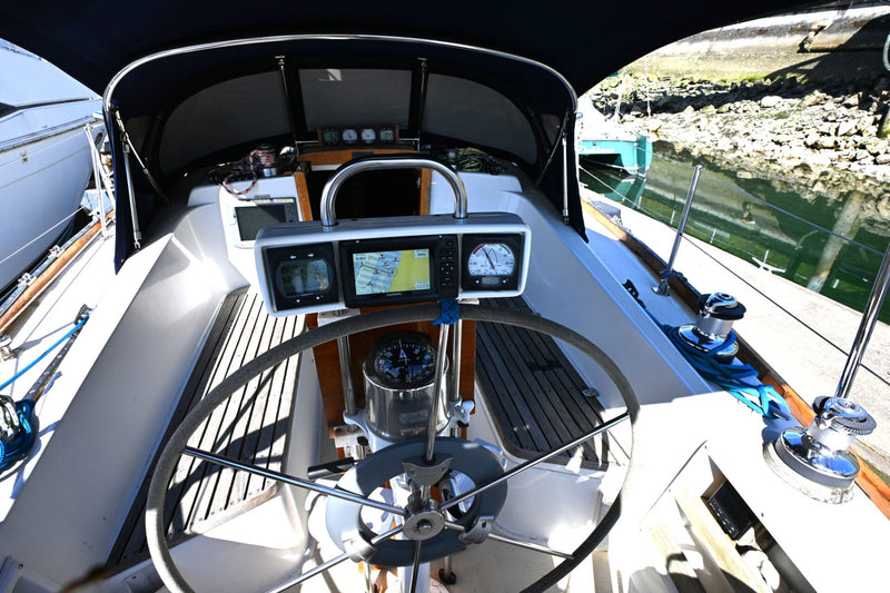 1980 Tartan 37 - TOURMALINE