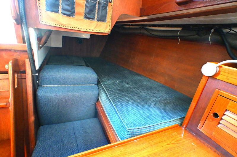 1980 Tartan 37 - TOURMALINE