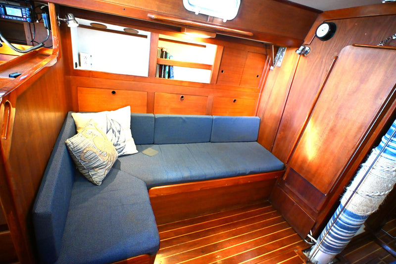 1980 Tartan 37 - TOURMALINE