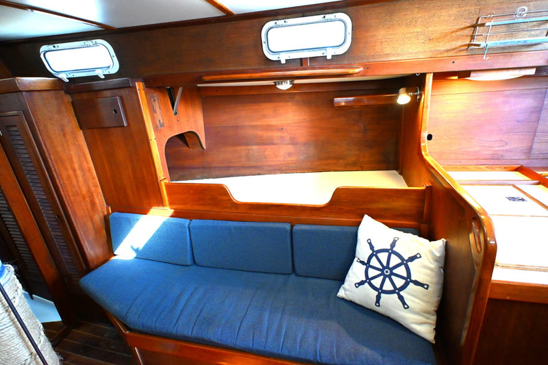 1980 Tartan 37 - TOURMALINE