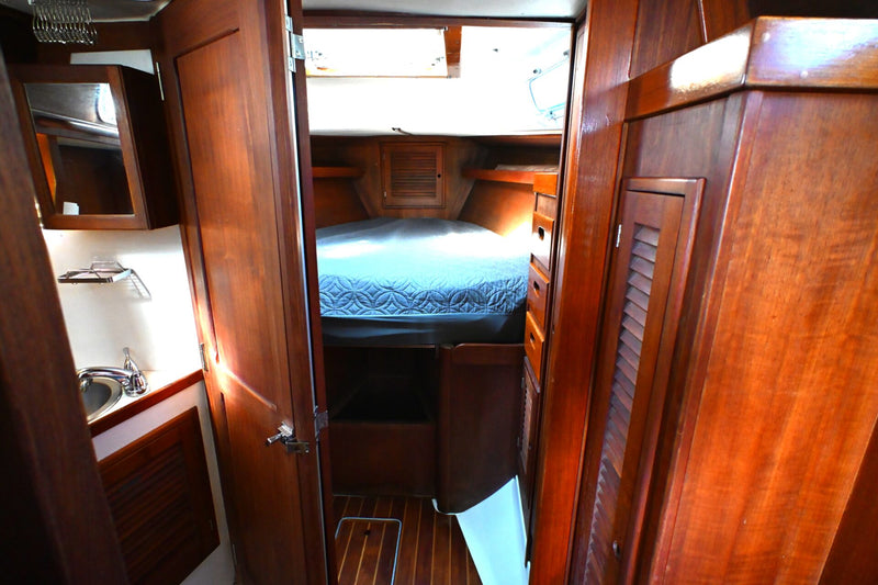 1980 Tartan 37 - TOURMALINE