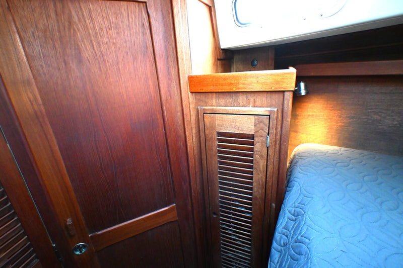 1980 Tartan 37 - TOURMALINE