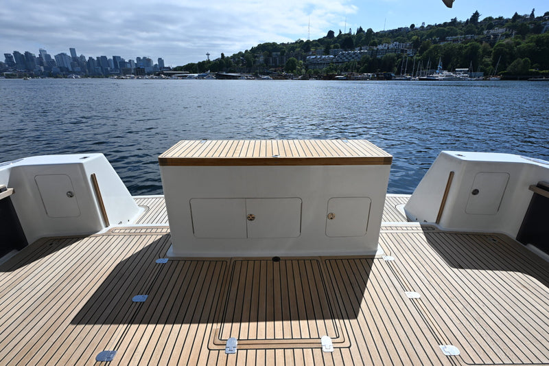 2002 Roger Hill 42' Powercat - FAST FORWARD