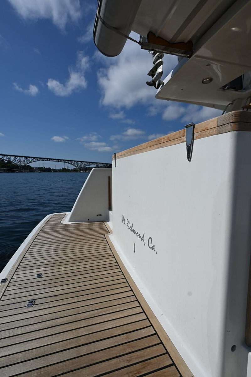 2002 Roger Hill 42' Powercat - FAST FORWARD