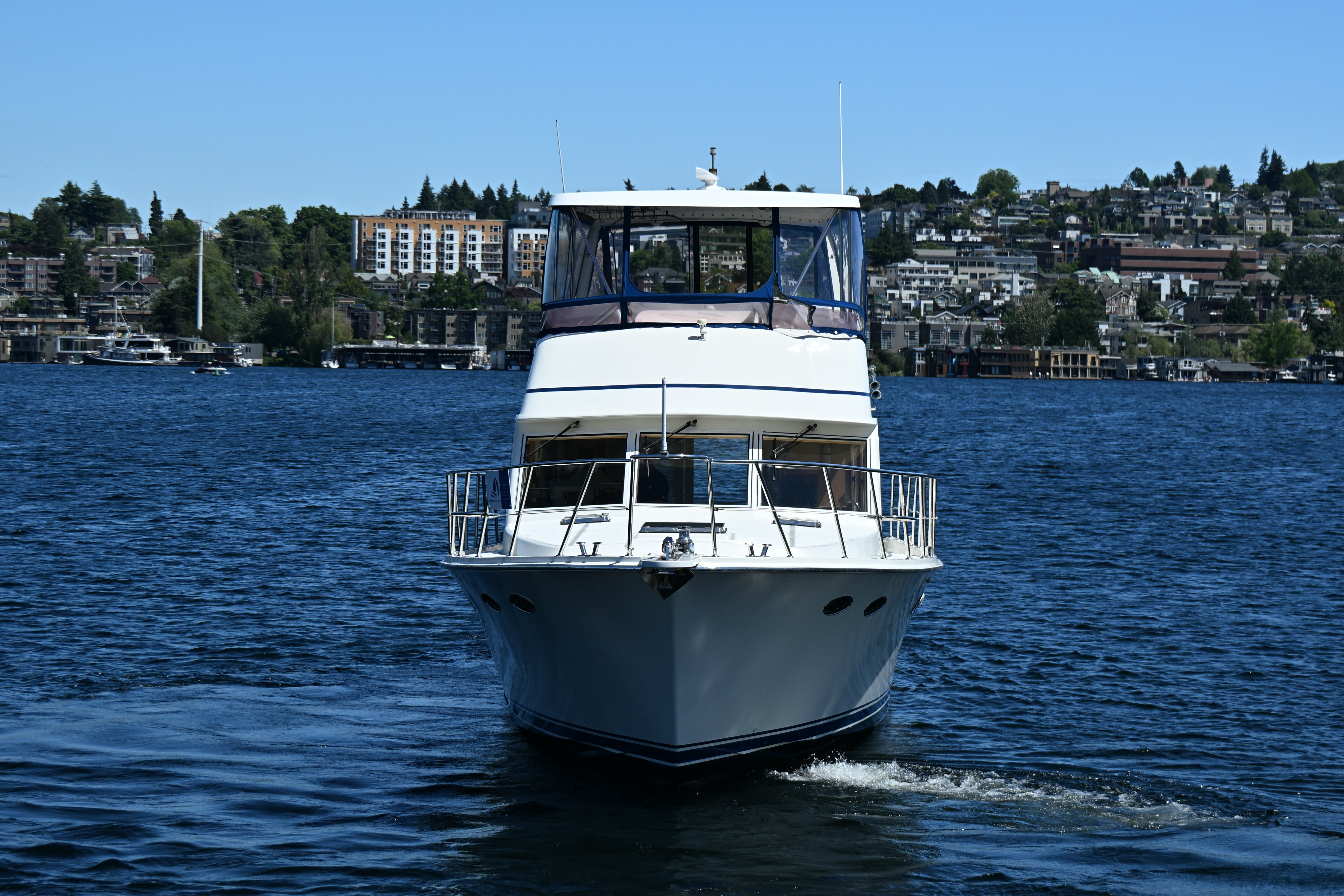 McKinna 47 Sedan - SANDWICH – Swiftsure Yachts