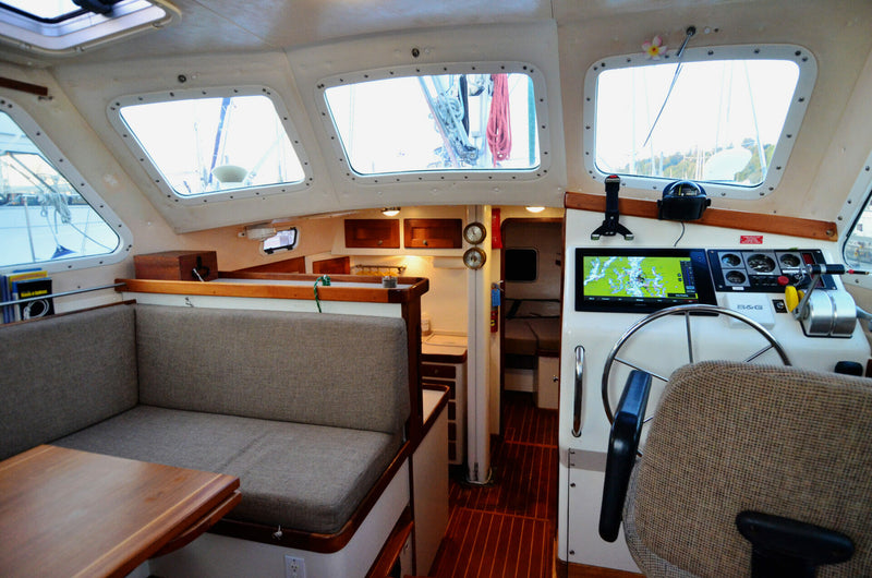 CAPAZ - Perry Pilothouse 48
