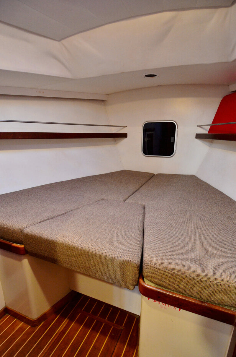 CAPAZ - Perry Pilothouse 48